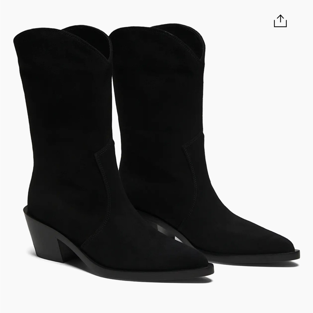 Gianvito Rossi Denver Suede Ankle Boots